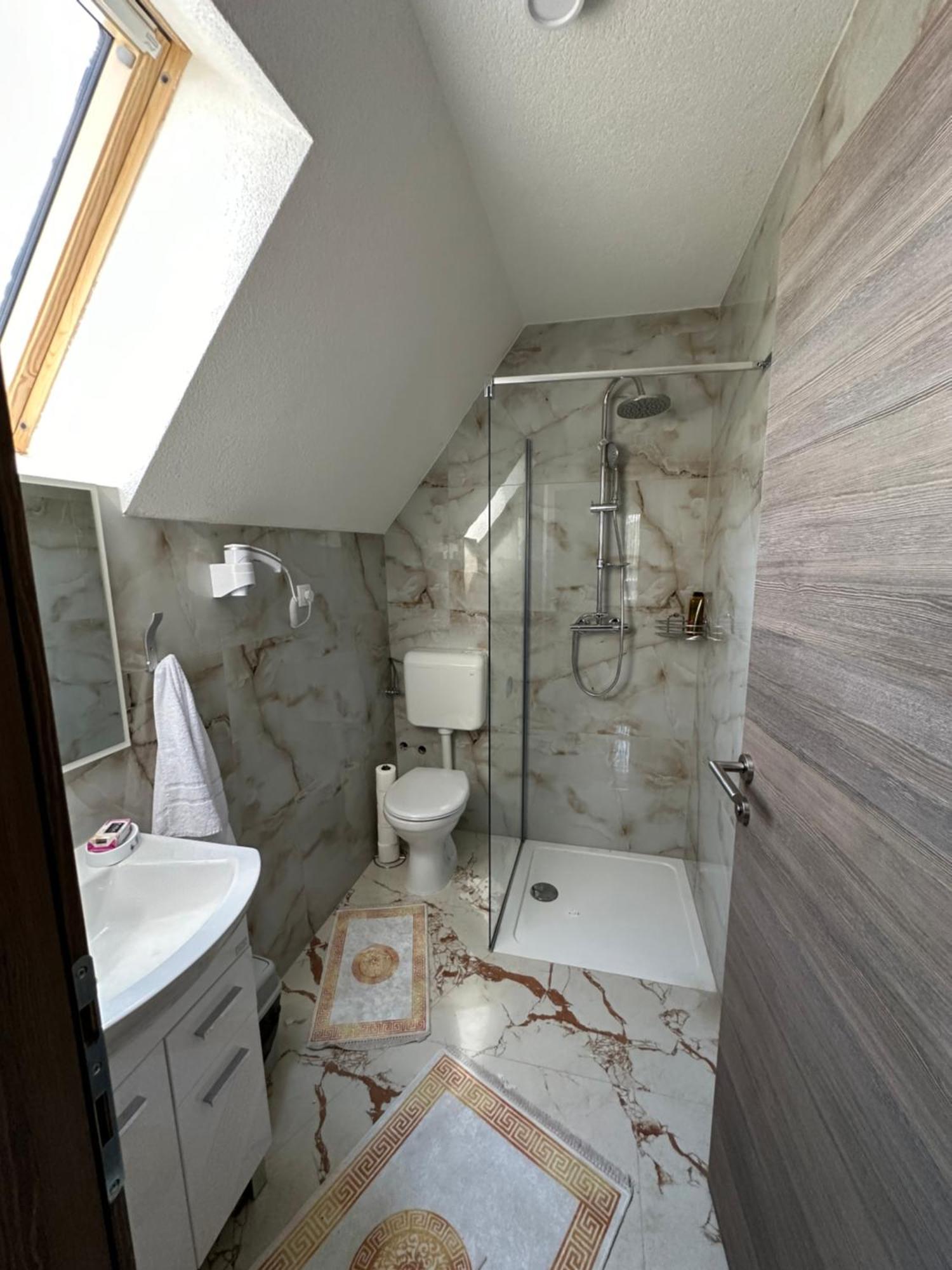 Bungalow House - 5 Rooms Zolaci Exterior foto